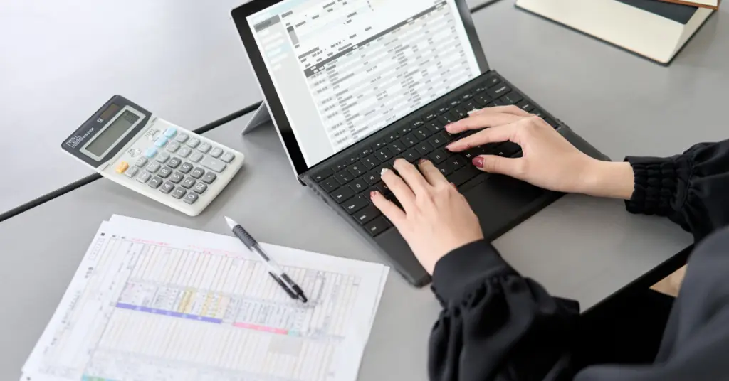 Vencru | What Are Debits and Credits in Accounting?